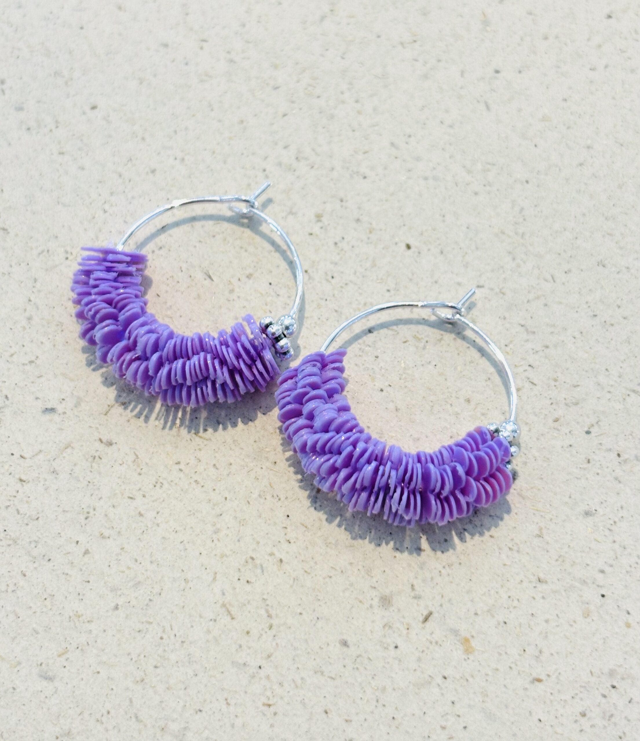 Boucles d’oreilles ARËTHA mauve