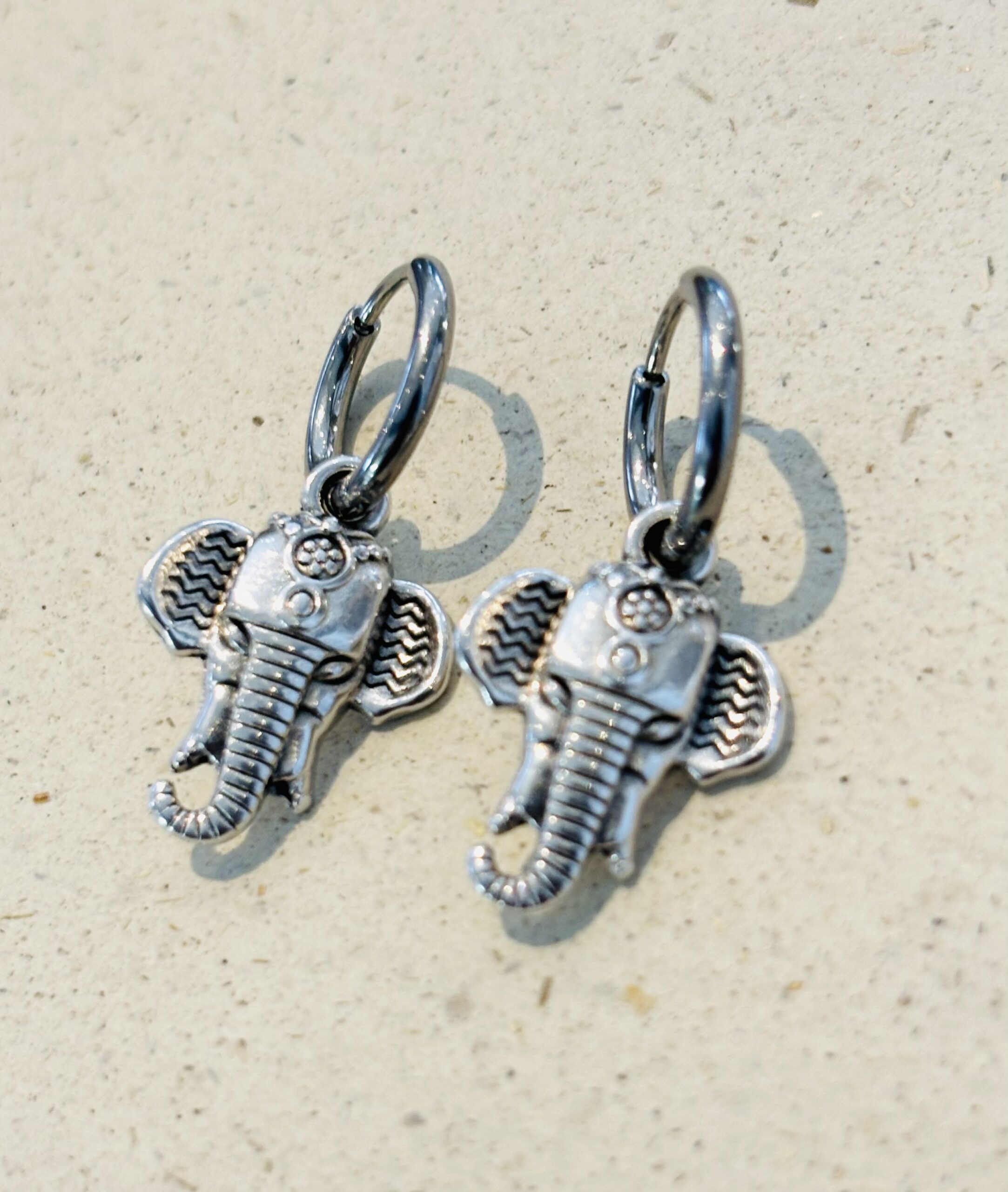 Boucles d’oreilles HAKUNA argenté