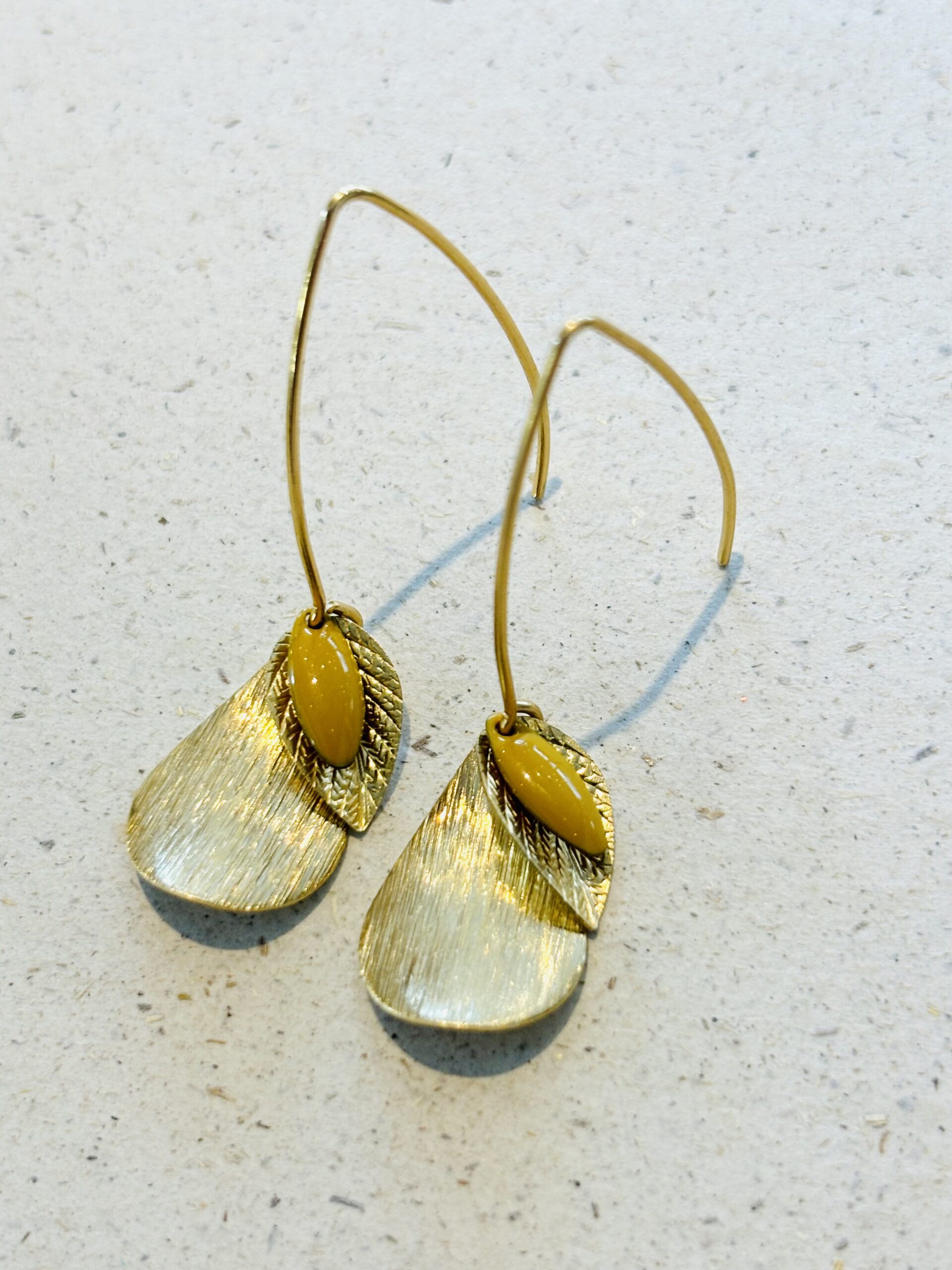 Boucles d’oreilles ISSY moutarde