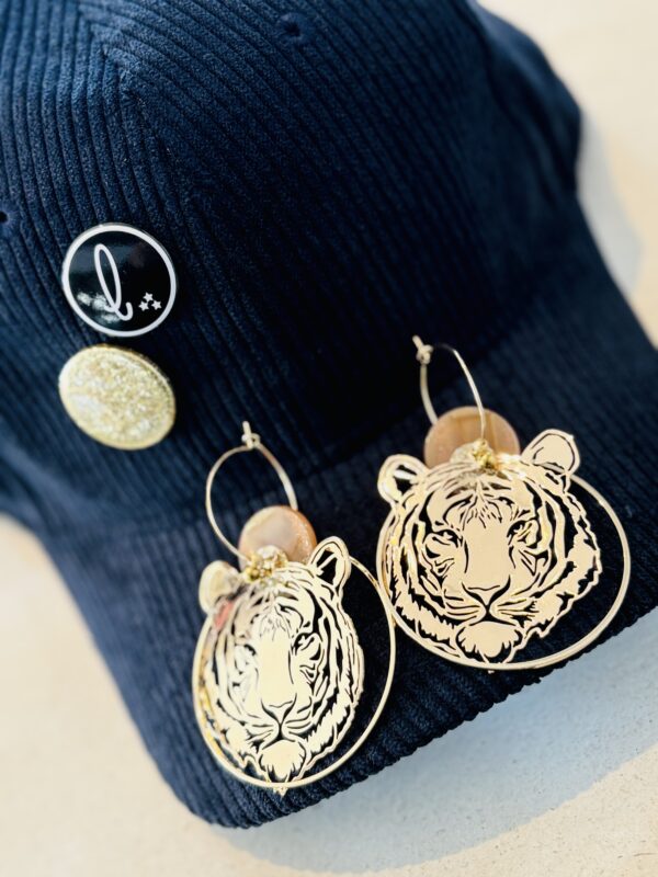 Boucles d'oreilles TIGER beige paillettes – Image 2