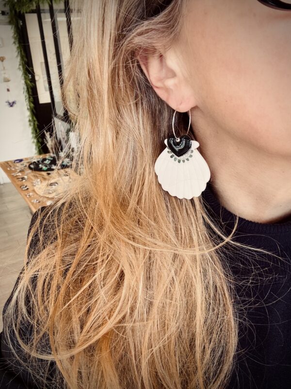 Boucles d'oreilles SEA blanc – Image 2