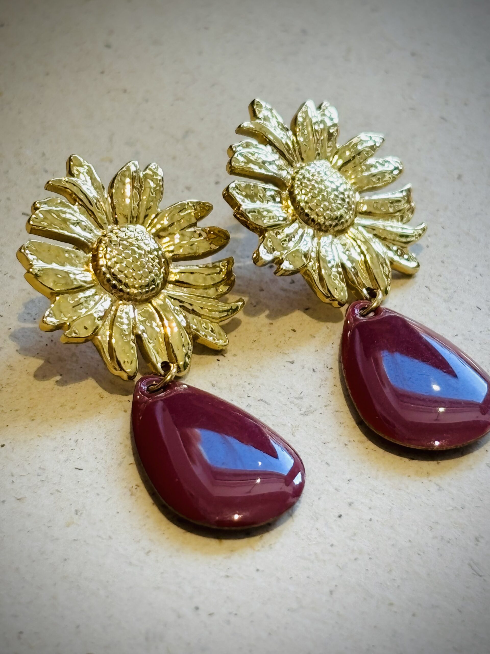Boucles d'oreilles COLETTE bordeaux – Image 3