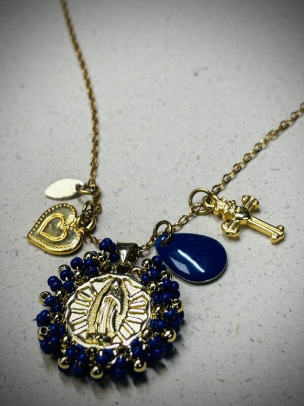 Collier LEANE bleu marine – Image 3