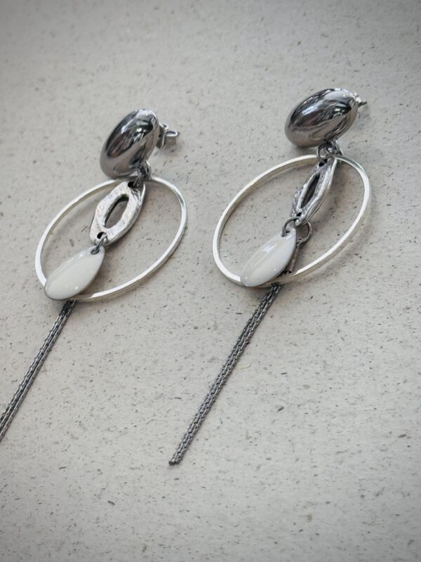 Boucles d'oreilles CASSIE blanc – Image 3
