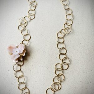 Collier long Poly rose pâle