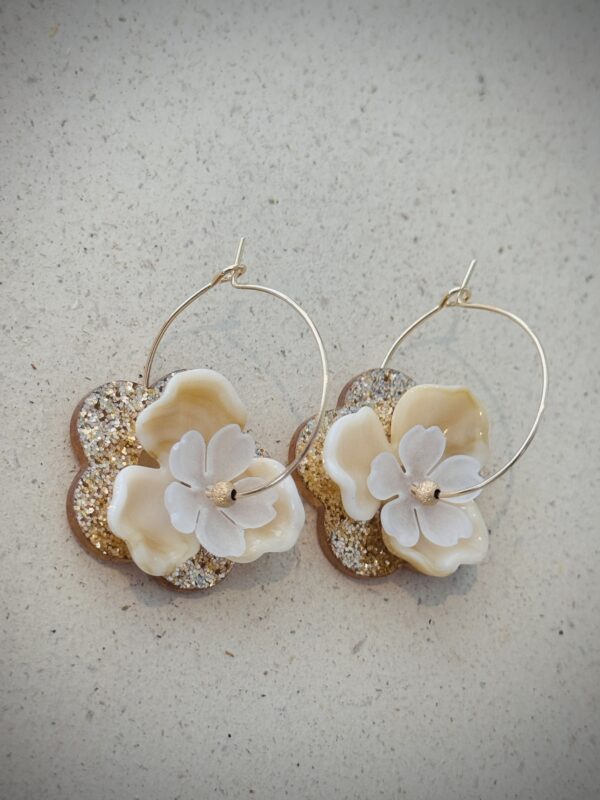 Boucles d'oreilles LAURE beige