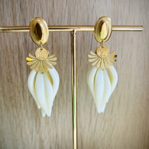 Boucles d'oreilles CAMILLA crème