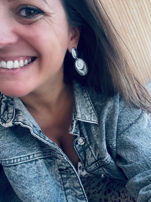 Boucles d'oreilles COLINE gris – Image 3