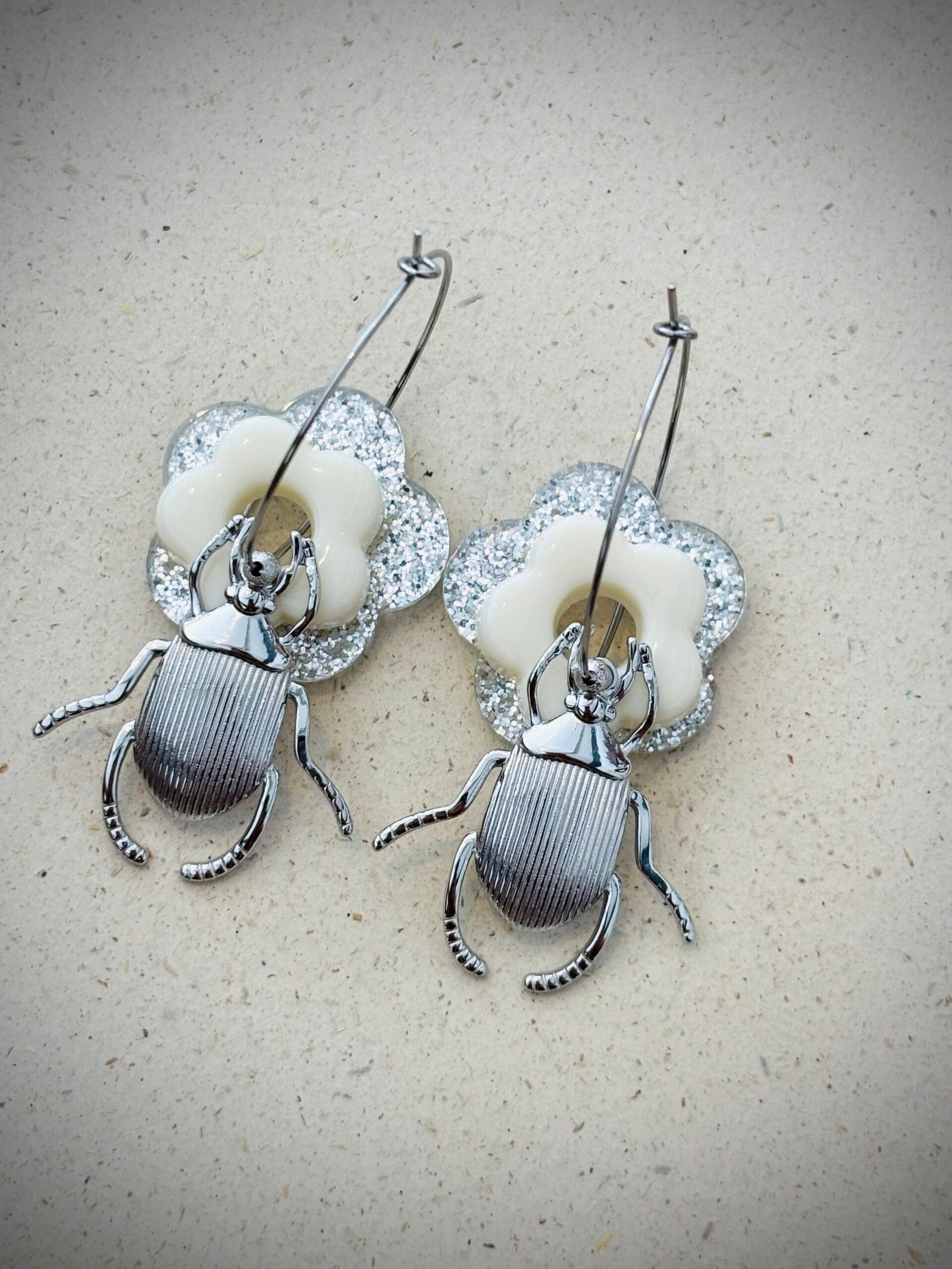 Boucles d'oreilles JADE blanc