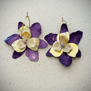 Boucles d'oreilles FYNA violet