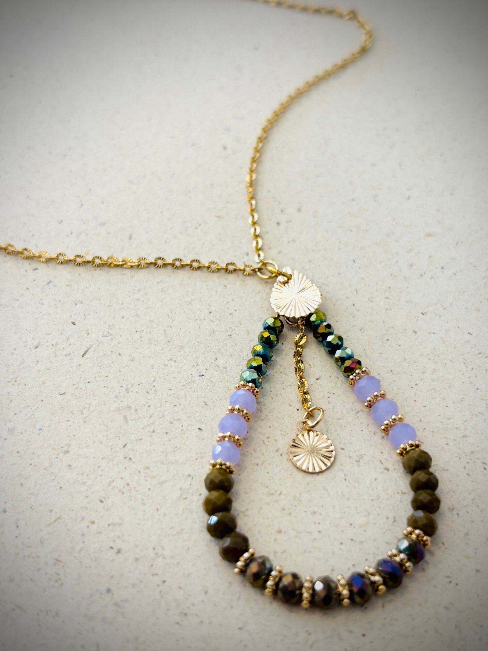 Sautoir IKA kaki, mauve – Image 3