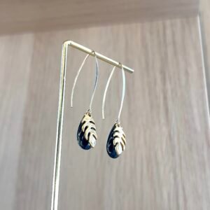 Boucles d'oreilles CHARLOTTE noir