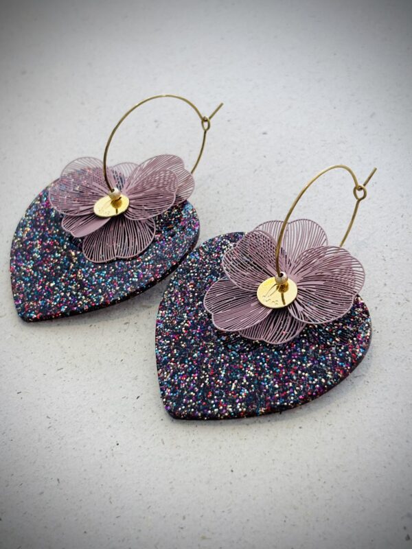 Boucles d'oreilles ROXANE prune à paillettes – Image 2