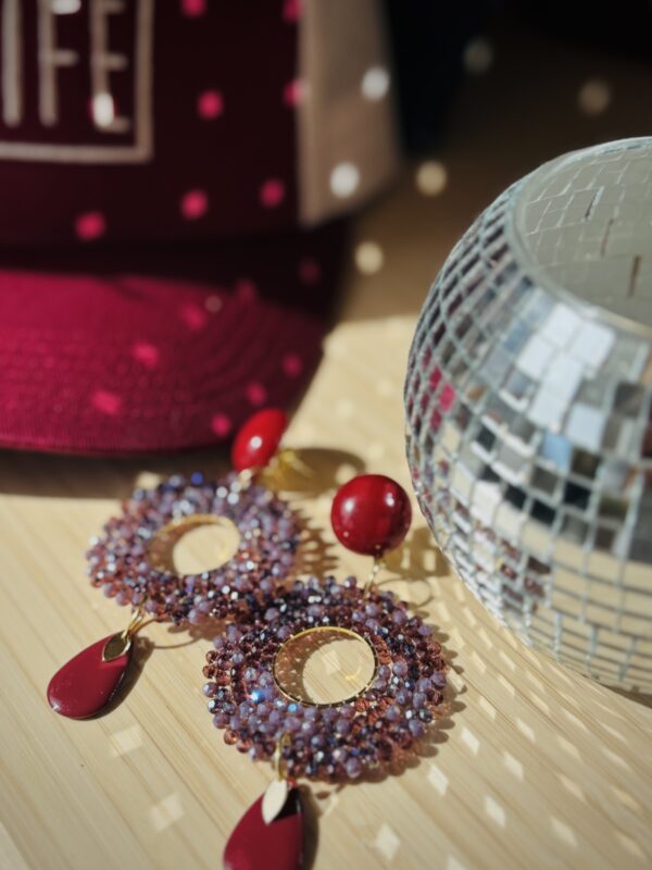 Boucles d'oreilles LIBBIE bordeaux – Image 3