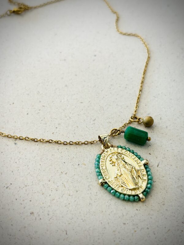 Collier VICTOIRE vert – Image 2