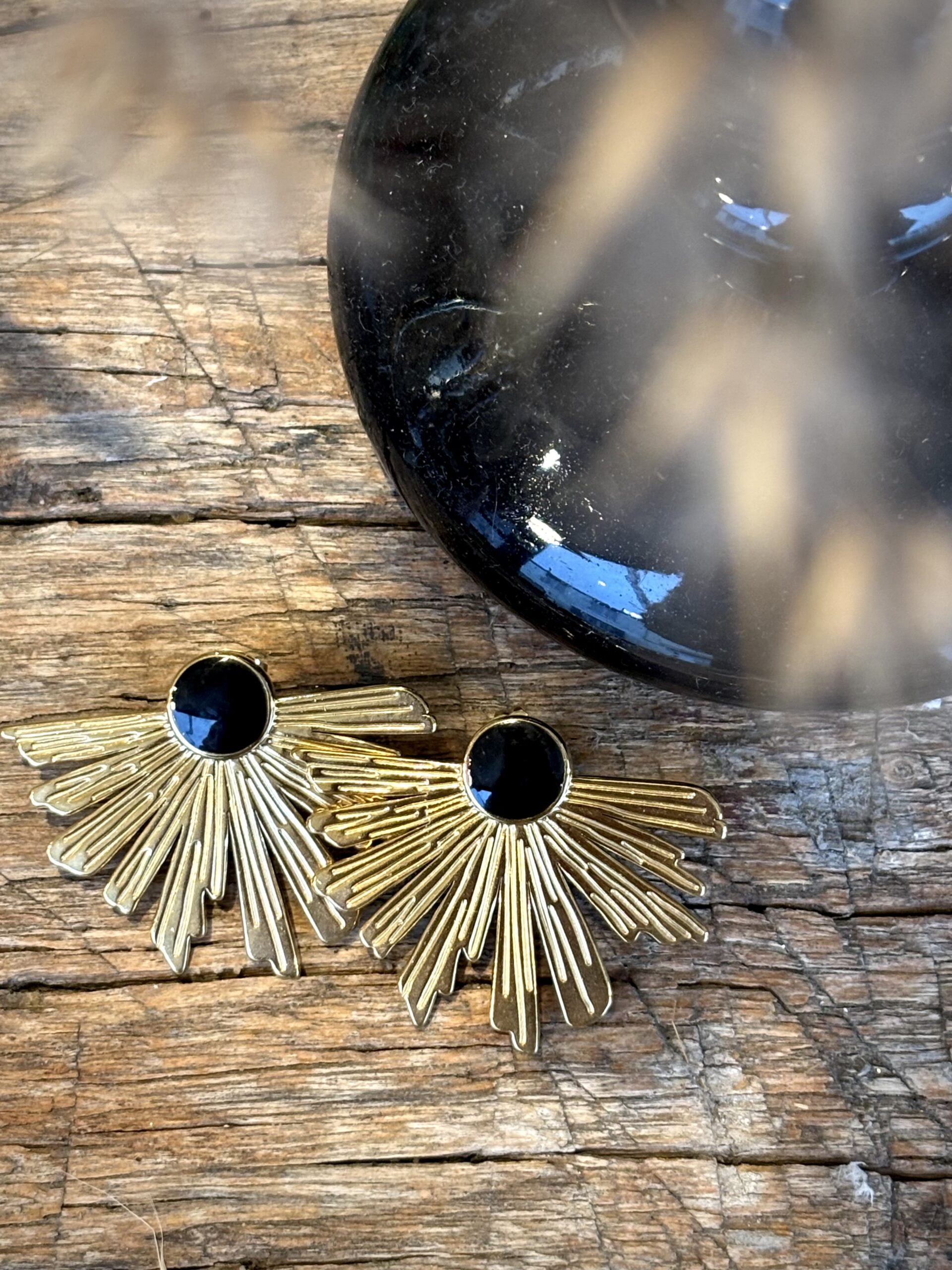Boucles d'oreilles ESHA noir – Image 3