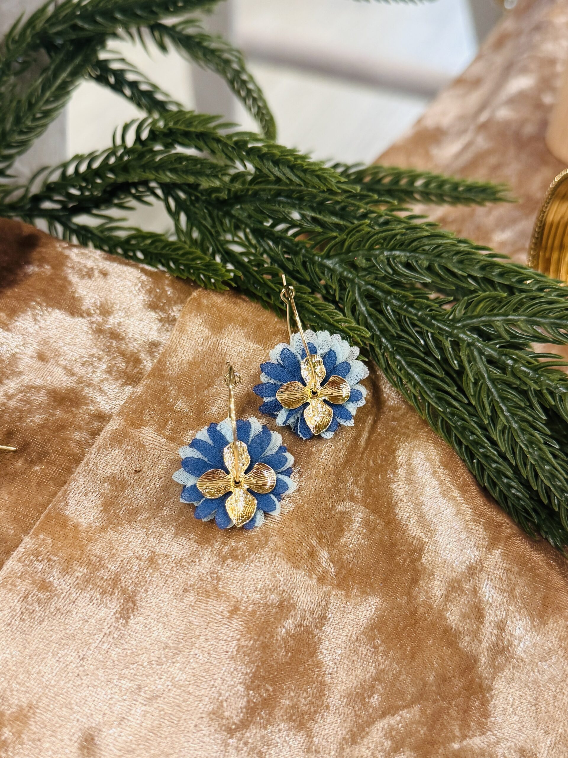 Boucles d'oreilles MAGIC bleu – Image 2