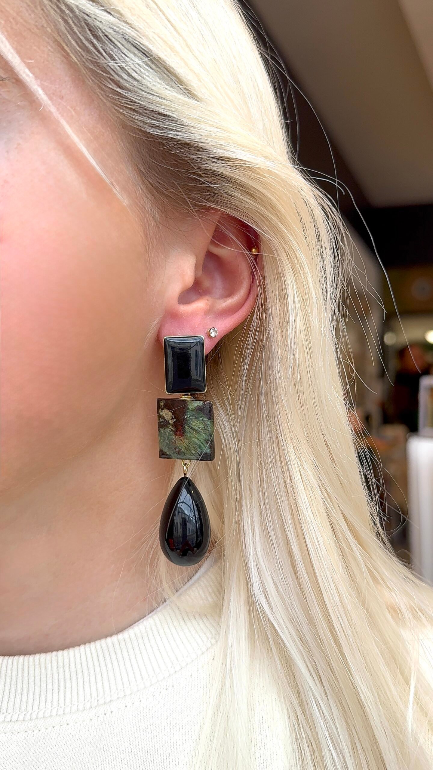 Boucles d'oreilles ADELAÏDE noir