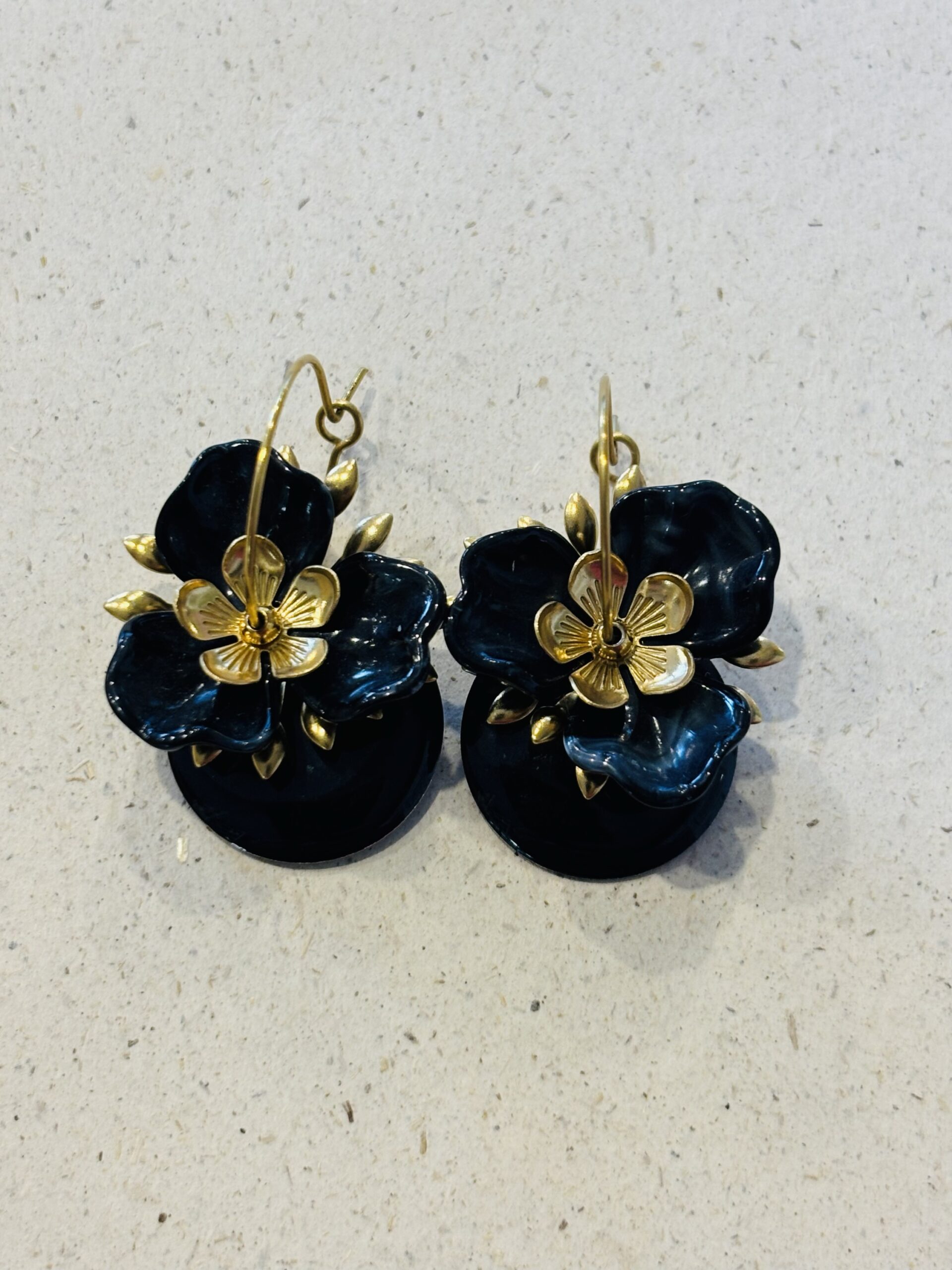 Boucles d'oreilles OPHELIE noir