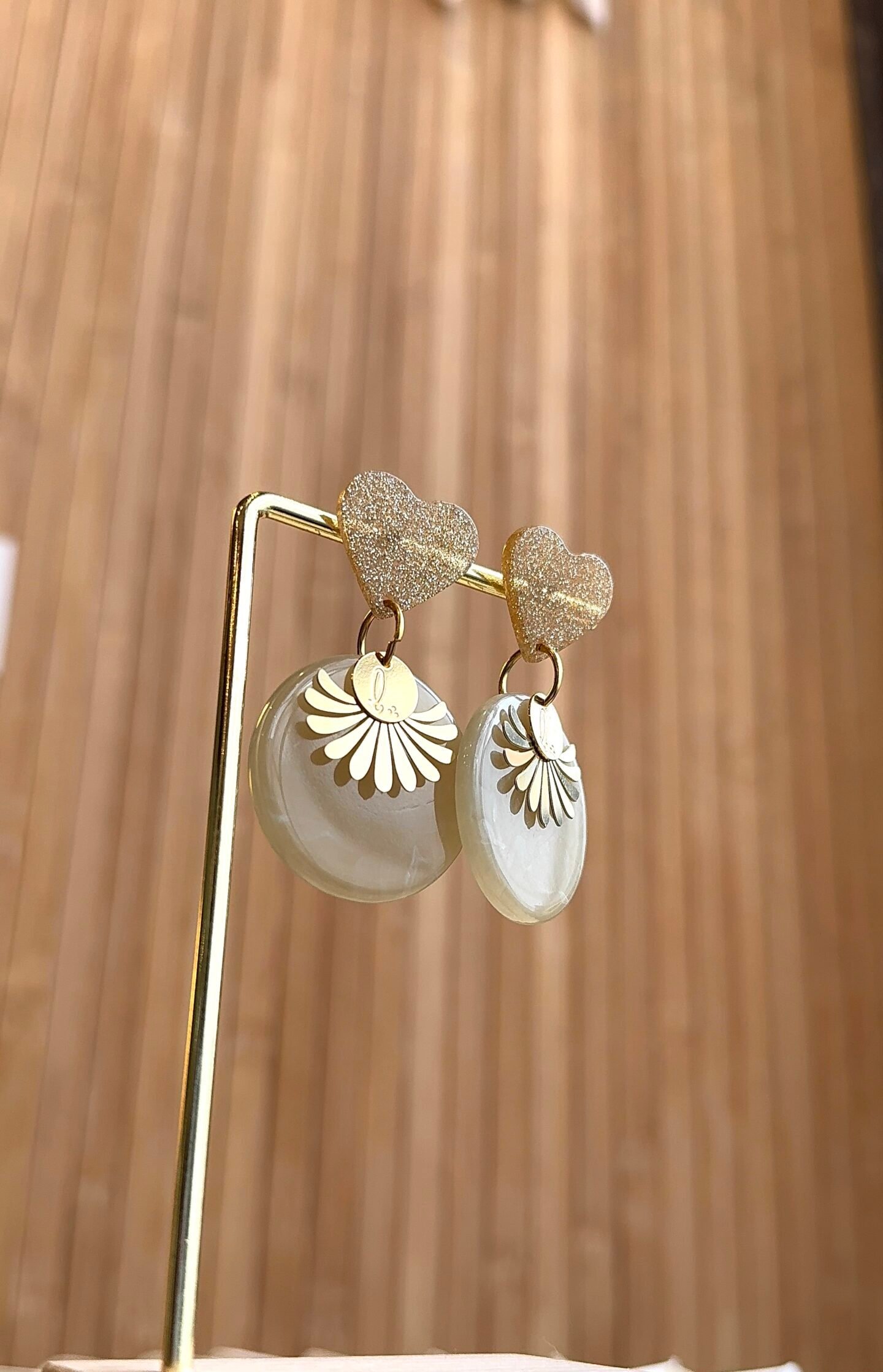 Boucles d'oreilles CHIVA taupe, beige