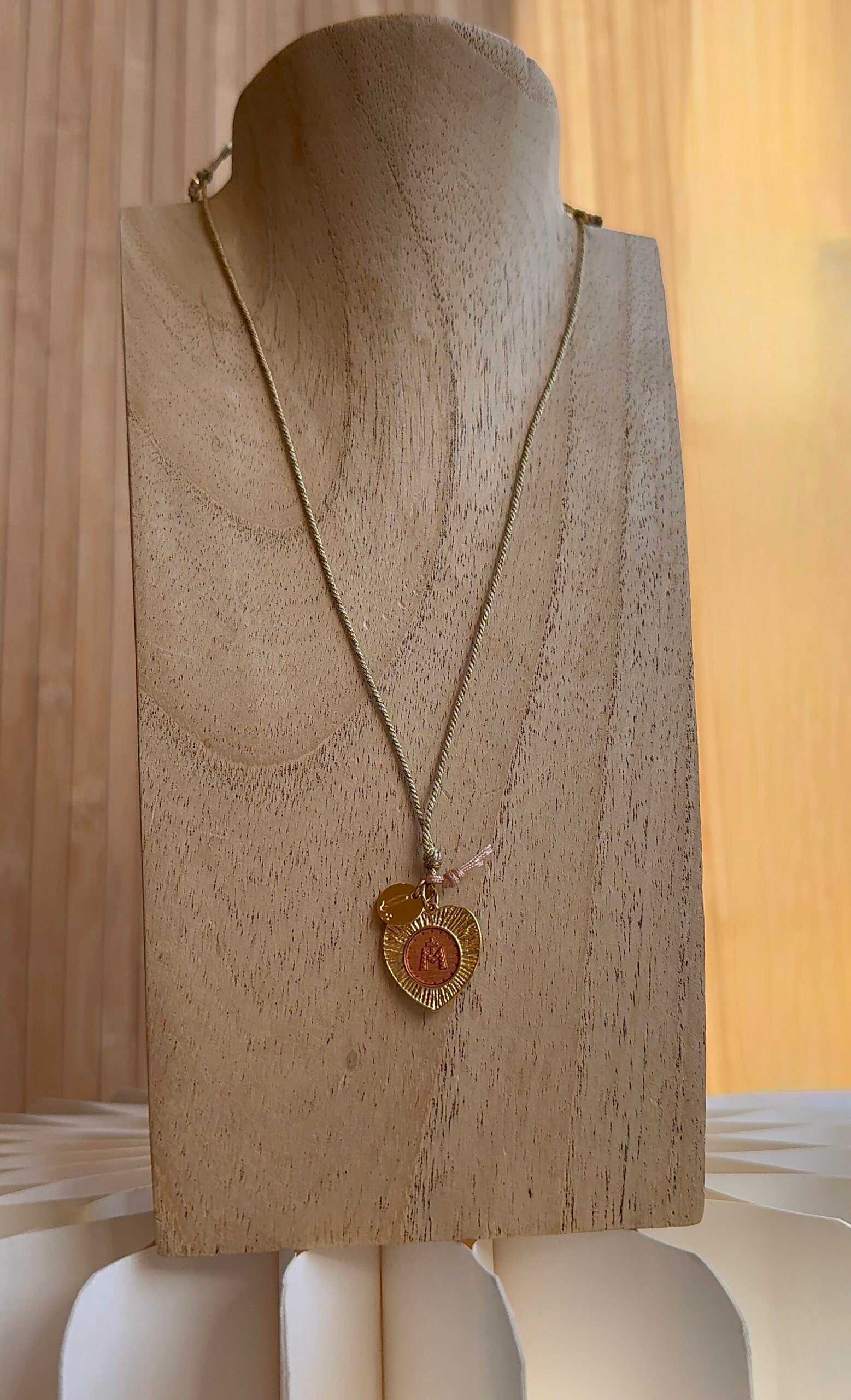 Collier DALIA saumon – Image 2