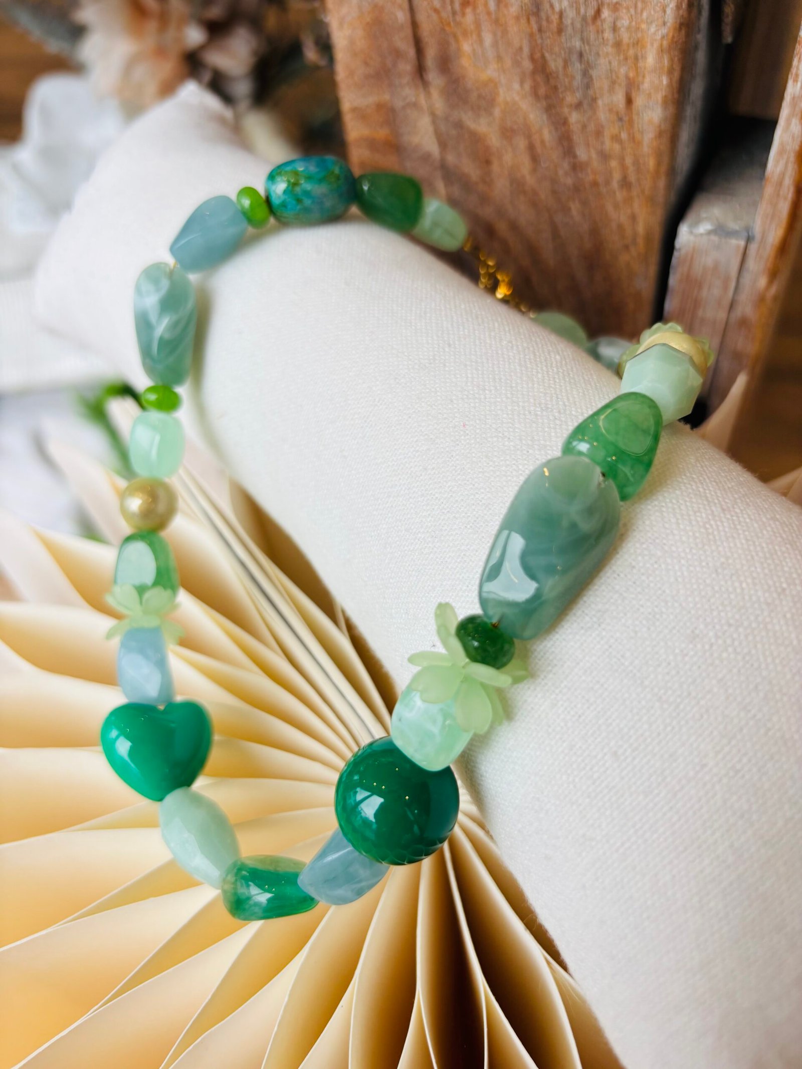 Collier SOLEIL nuance de vert – Image 2