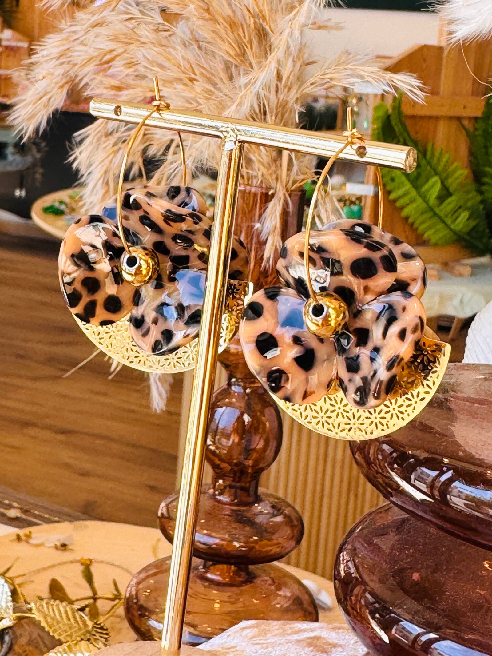 Boucles d'oreilles MIRIAM beige, noir