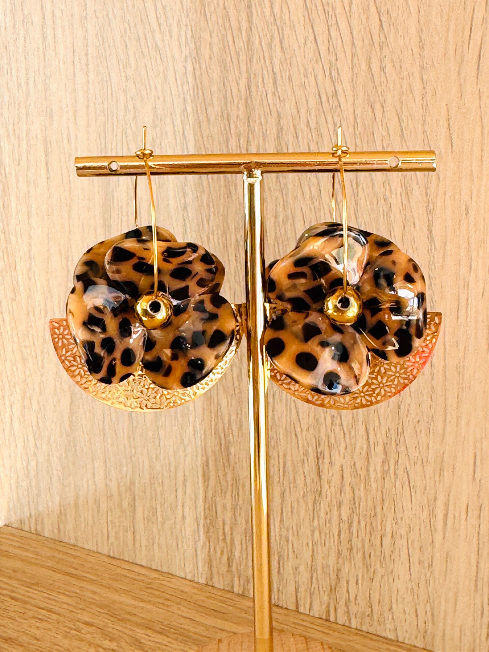 Boucles d'oreilles MIRIAM beige, noir – Image 3