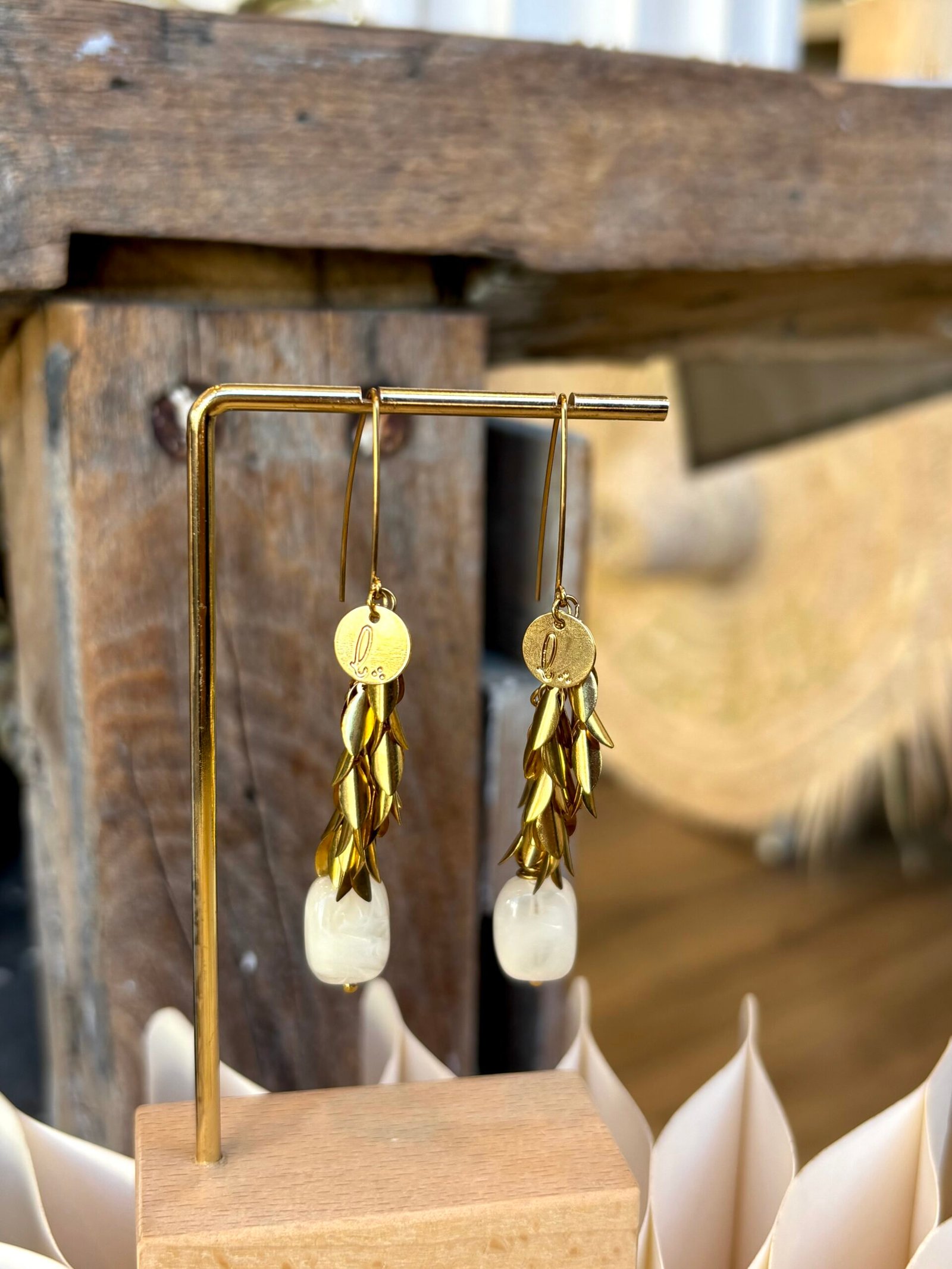 Boucles d'oreilles FRIZY blanc