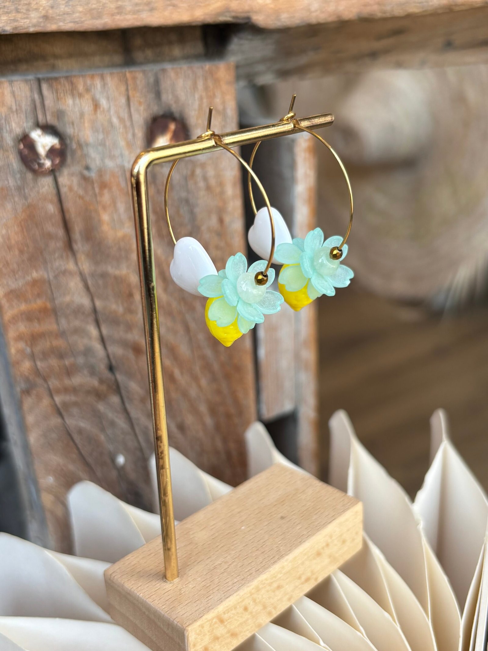Boucles d'oreilles JULIA vert d'eau, jaune – Image 2