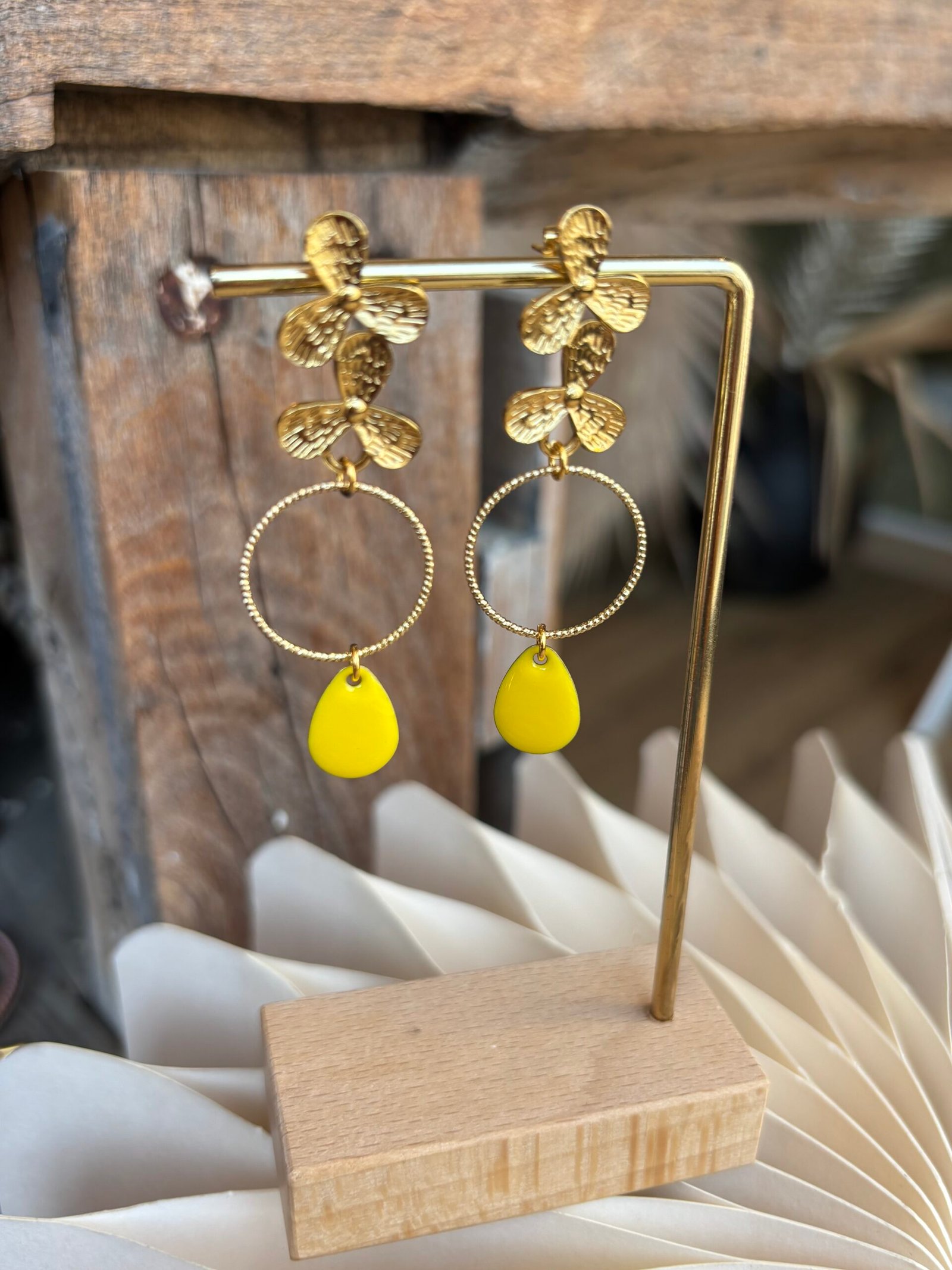 Boucles d'oreilles CAMILLE jaune