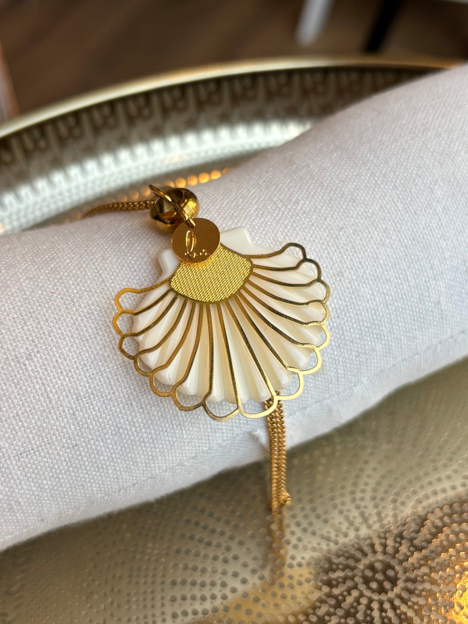 Collier SAMYA blanc – Image 3
