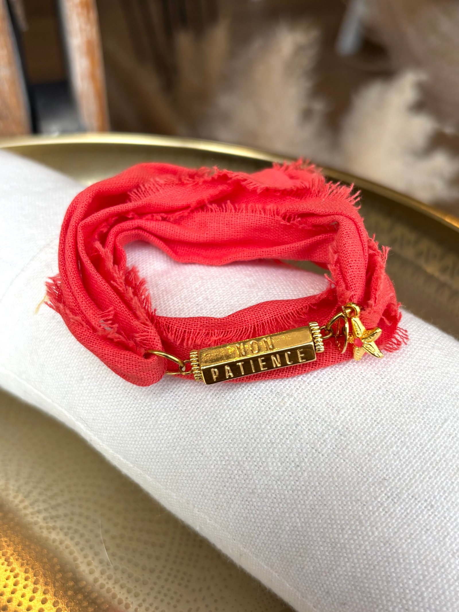 Bracelet EVIDENCE tissus corail