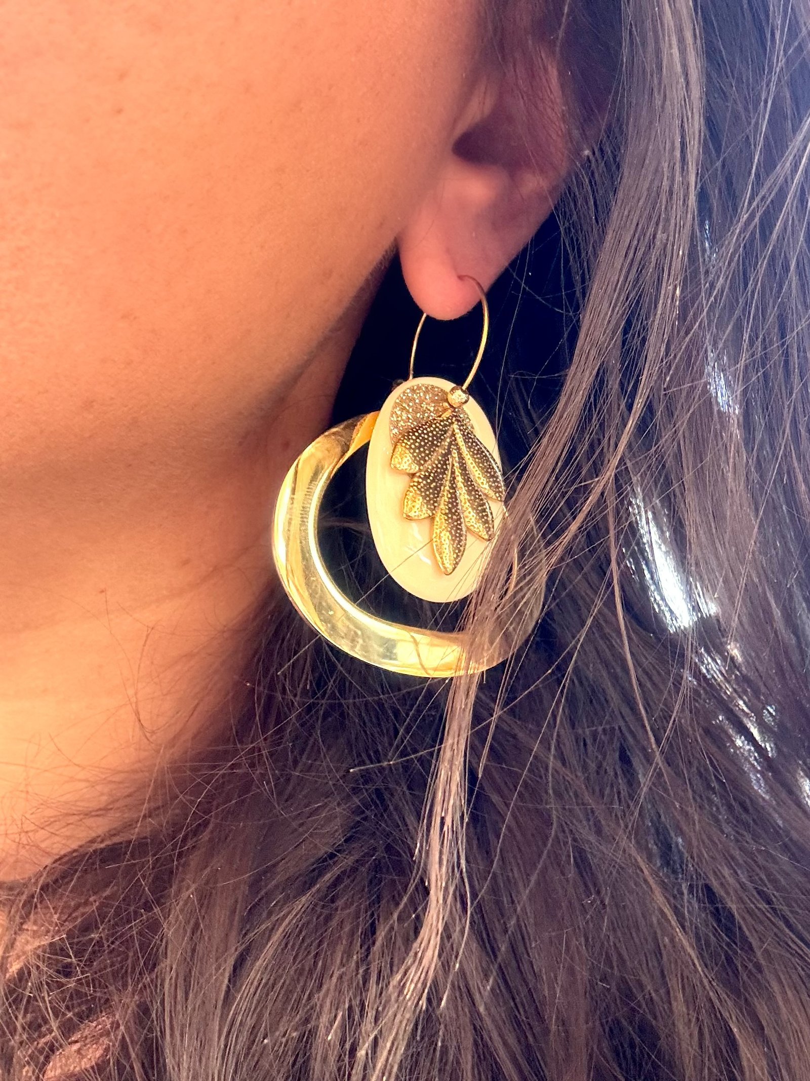 Boucles d'oreilles ASMA beige