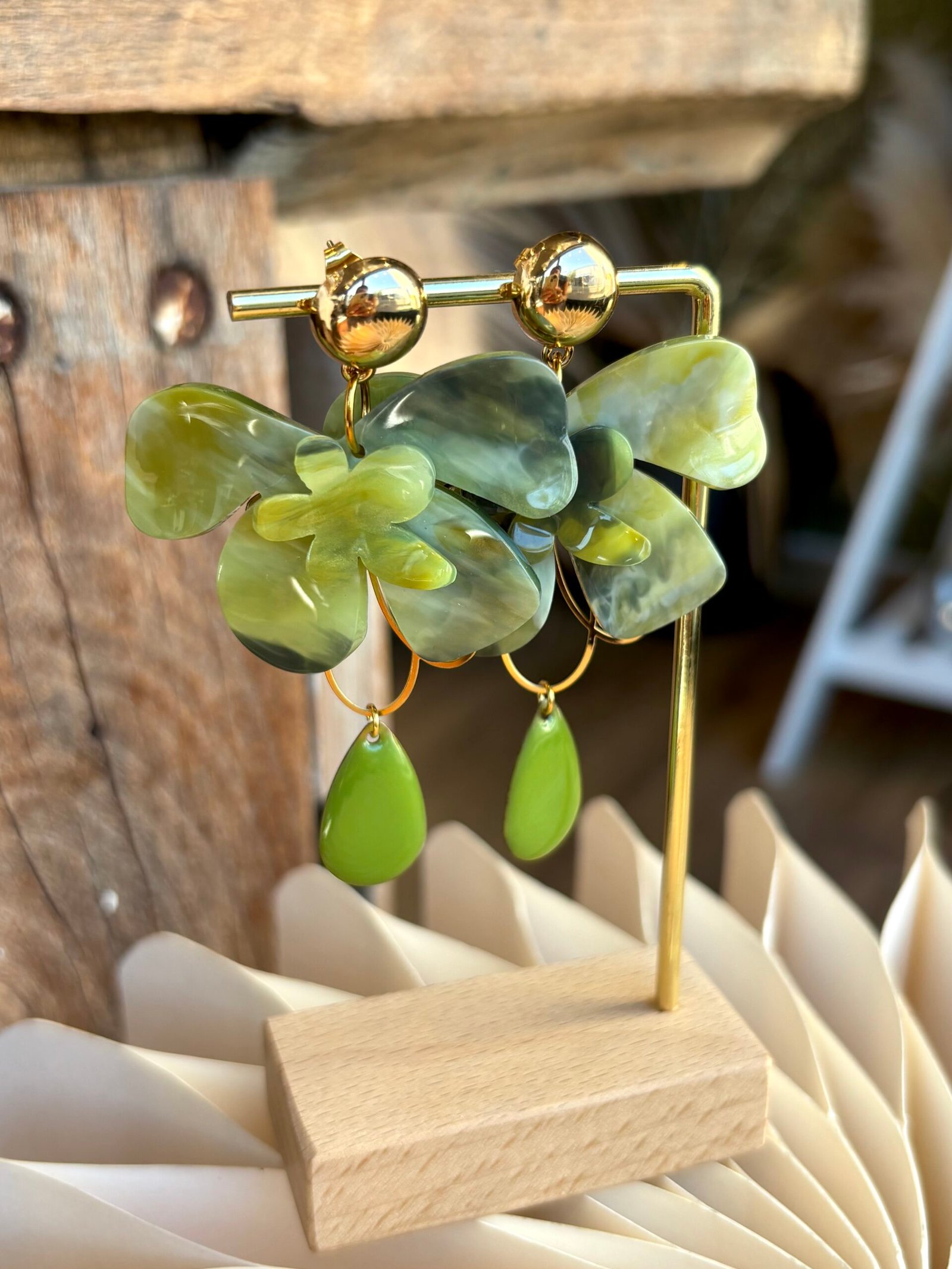 Boucles d'oreilles CAMELIA vert