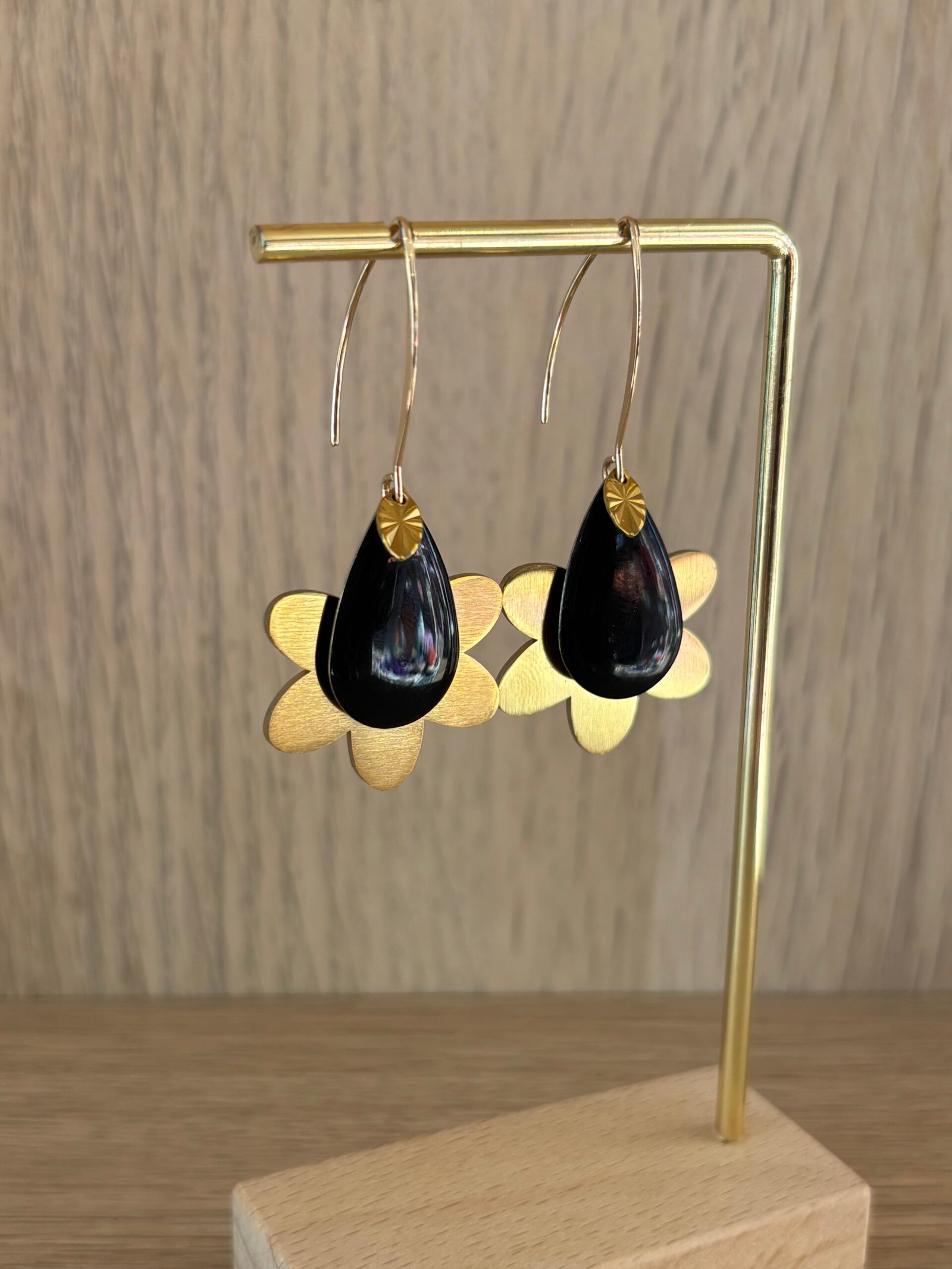 Boucles d'oreilles KEYA noir – Image 2