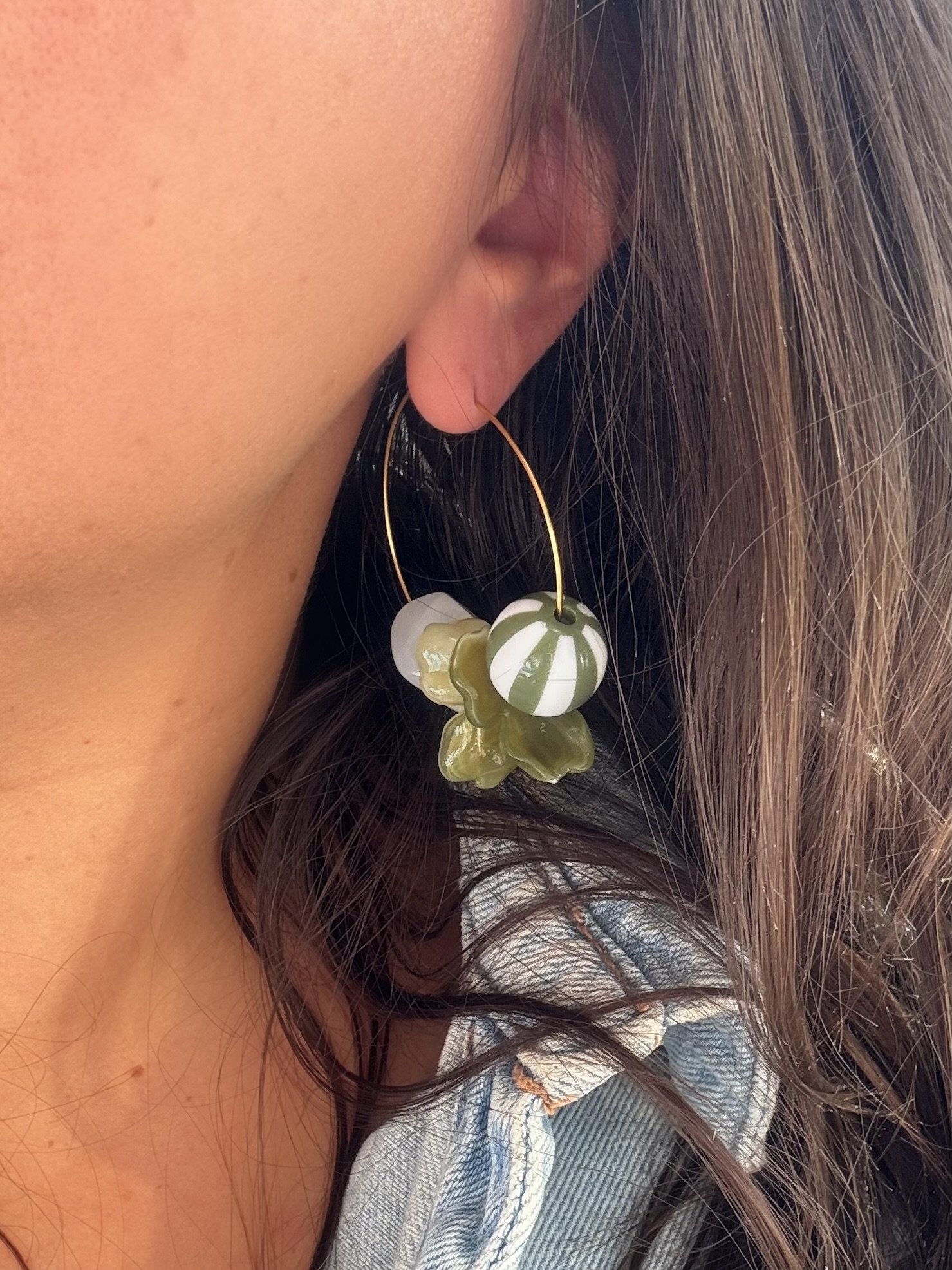 Boucles d'oreilles MOON kaki – Image 2