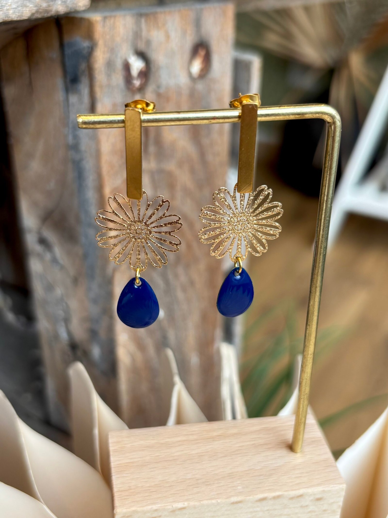 Boucles d'oreilles AMANDA bleues – Image 2
